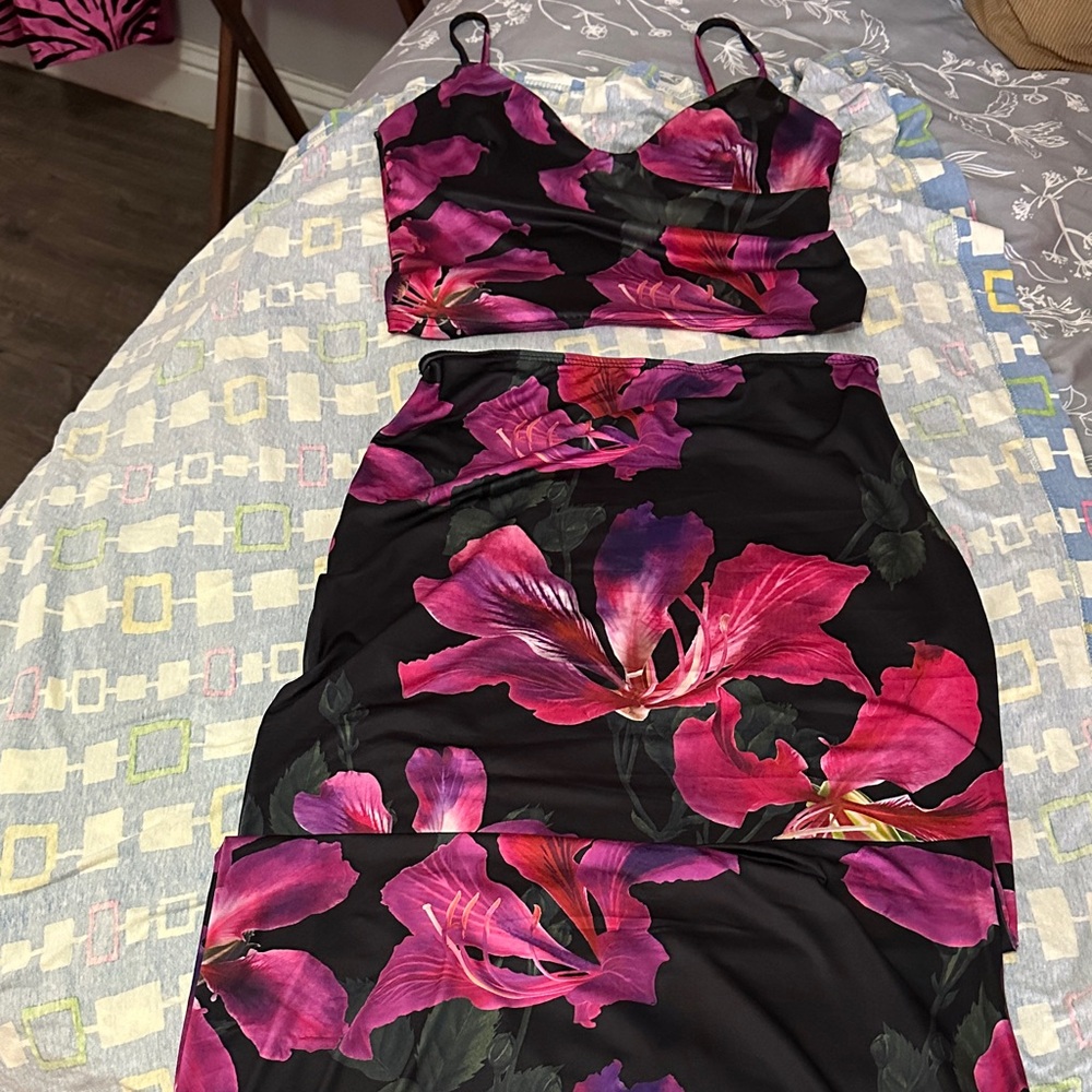 Black Two-Piece Floral Crop Top and Midi Skirt Set - Fuchsia Floral